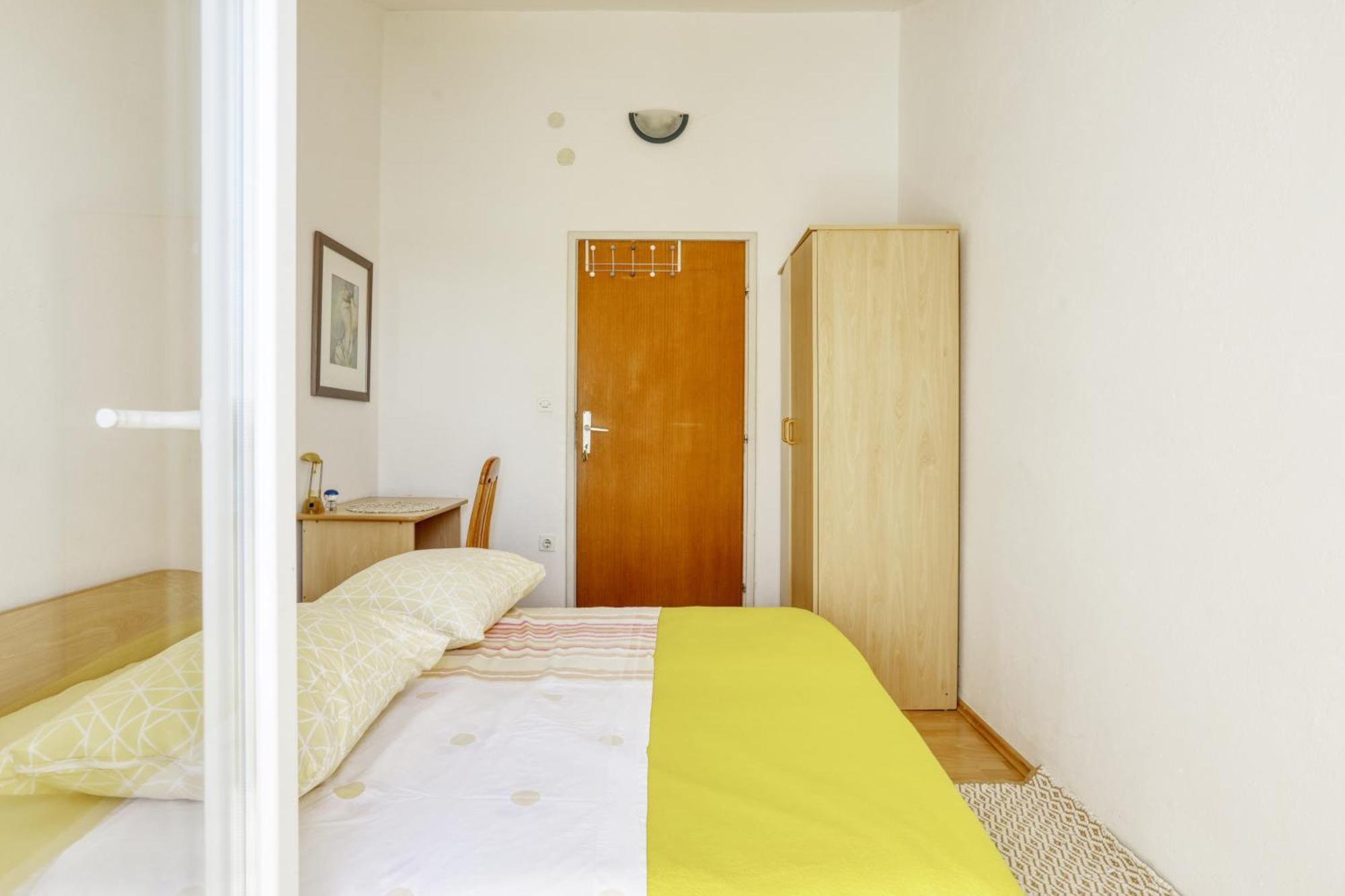 Apartment By The Sea Brodarica, Sibenik - 466 Brodarica (Sibenik-Knin)